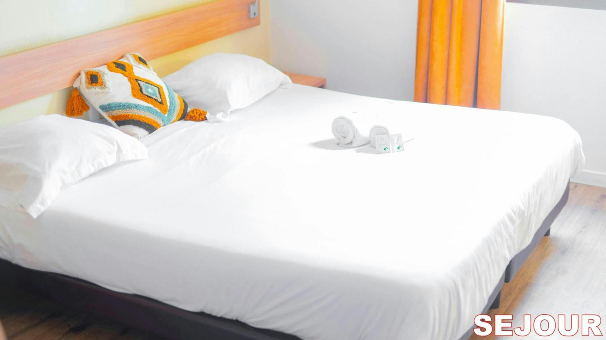 Paris Retreat 5 Minutes From Hoche Metroparking Apartamento Pantin Exterior foto