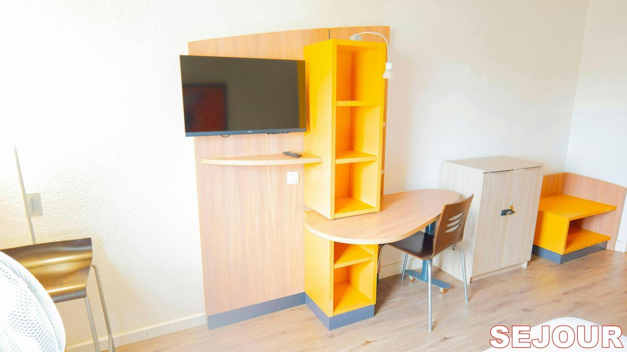 Paris Retreat 5 Minutes From Hoche Metroparking Apartamento Pantin Exterior foto