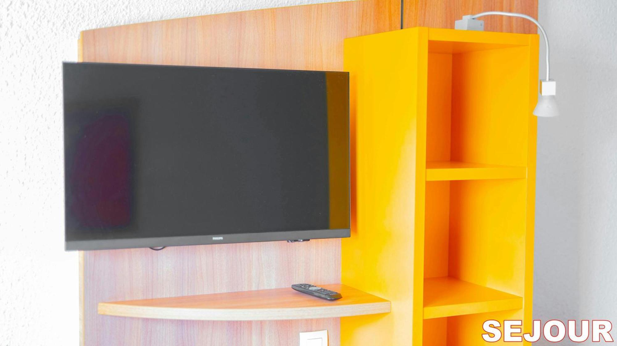 Paris Retreat 5 Minutes From Hoche Metroparking Apartamento Pantin Exterior foto